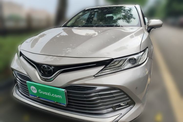 Used Toyota Camry 2018 2.0G Luxury Edition Front