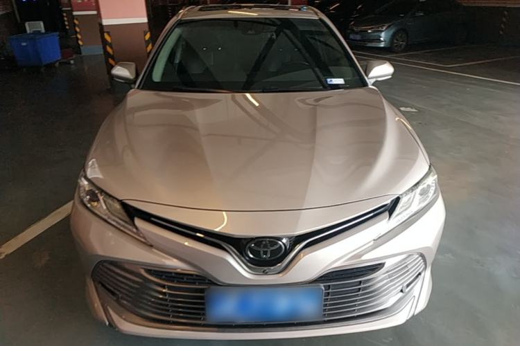 Used Toyota Camry 2018 2.0G Luxury Edition Front