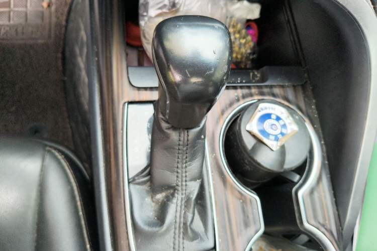 Used Toyota Camry 2018 2.5G Luxury Edition Gear Lever