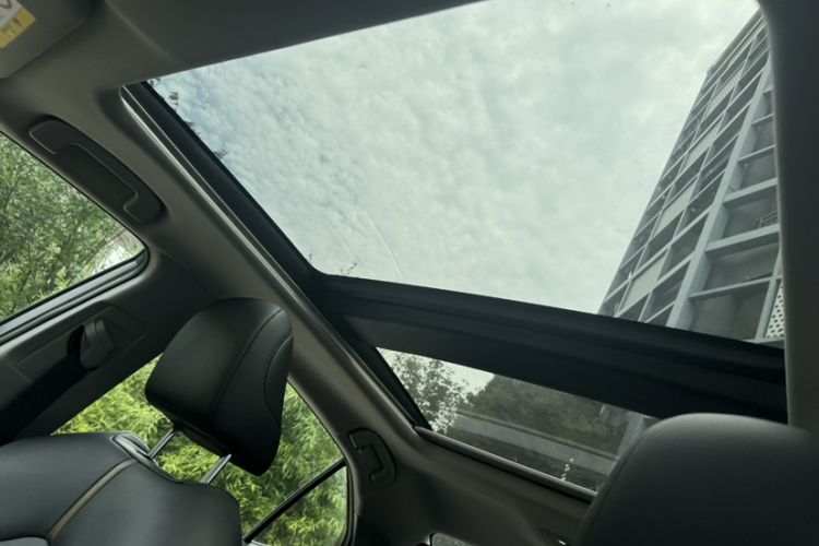 Used Toyota Camry 2018 2.5G Luxury Edition Headliner