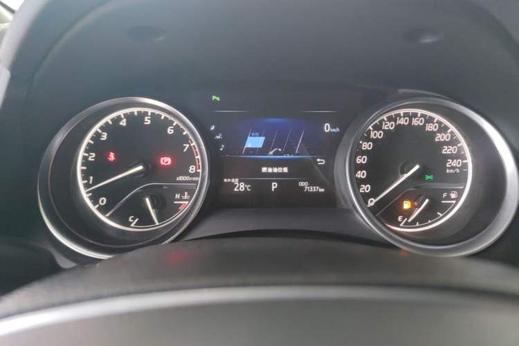 Used Toyota Camry 2018 2.0G Luxury Edition Instrument Cluster