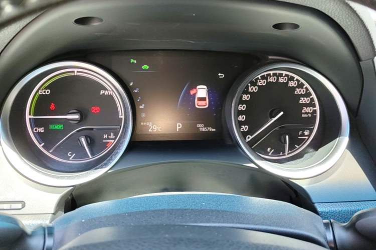 Used Toyota Camry 2018 Dual-Engine 2.5 HG Luxury Edition Instrument Cluster