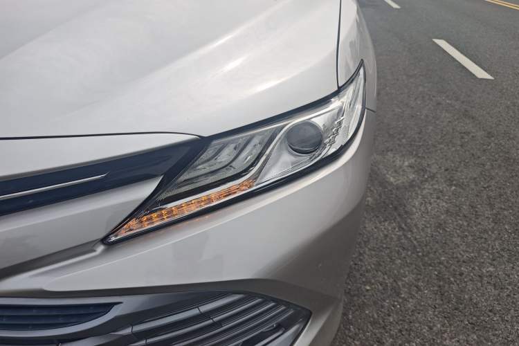 Used Toyota Camry 2018 2.0G Luxury Edition Left Front Headlight