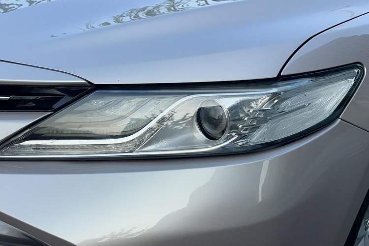 Used Toyota Camry 2018 2.0G Luxury Edition Left Front Headlight