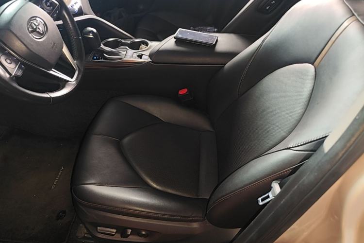 Used Toyota Camry 2018 2.5G Luxury Edition Left Front Seat