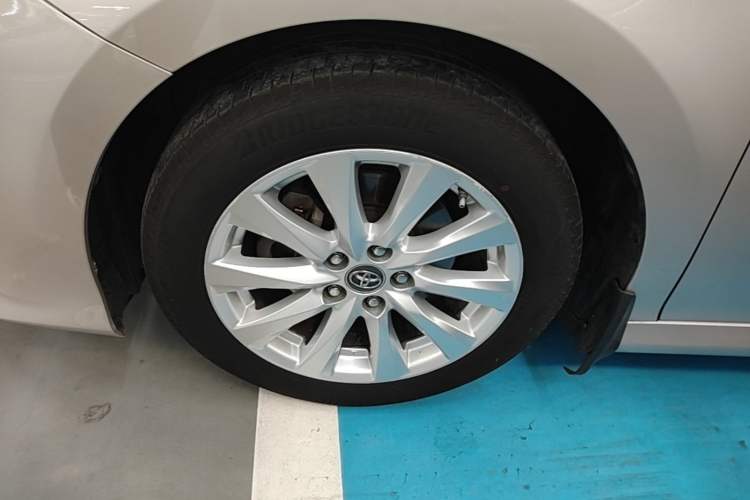 Used Toyota Camry 2018 2.0G Luxury Edition Left Front Wheel Hub