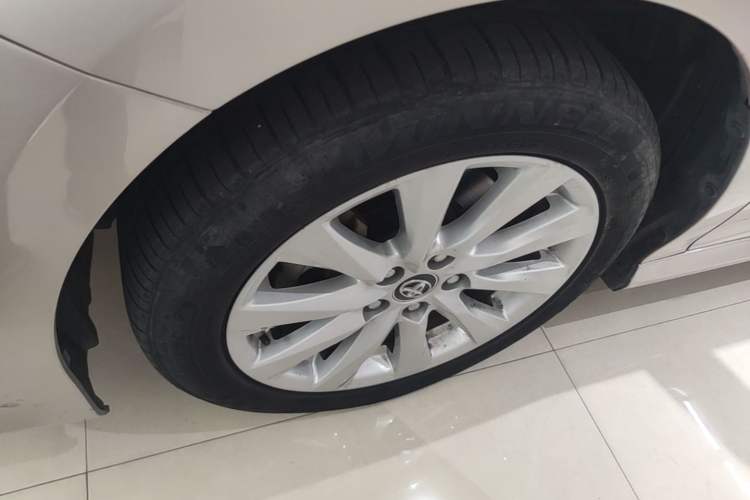 Used Toyota Camry 2018 2.0G Luxury Edition Left Front Wheel Hub
