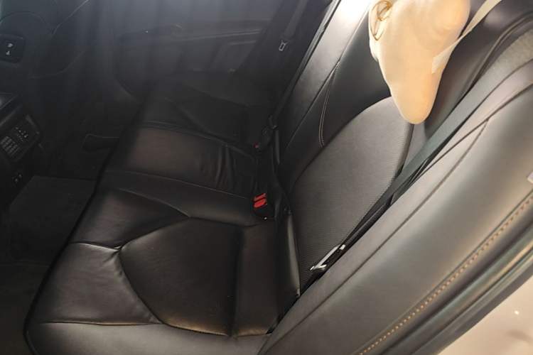 Used Toyota Camry 2018 2.5G Luxury Edition Left Rear Seat