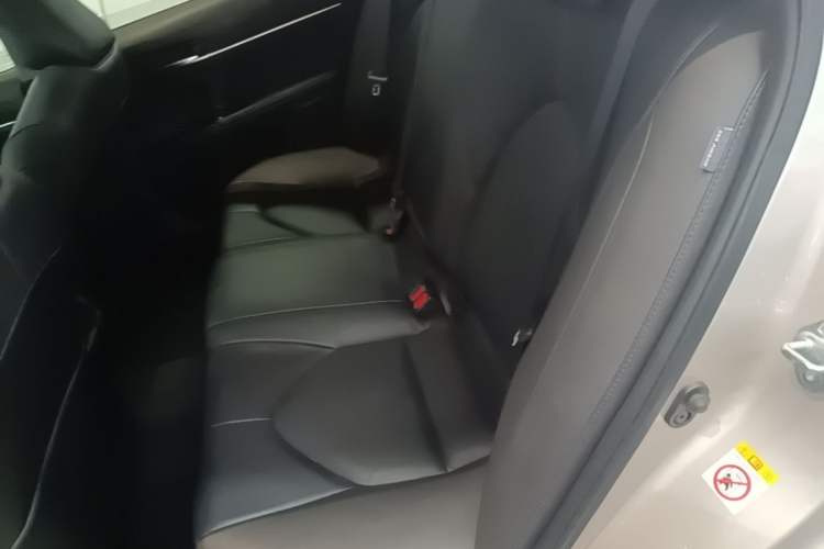 Used Toyota Camry 2018 2.0G Luxury Edition Left Rear Seat