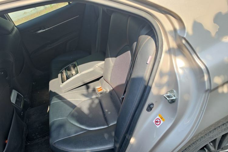 Used Toyota Camry 2018 Dual-Engine 2.5 HG Luxury Edition Left Rear Seat