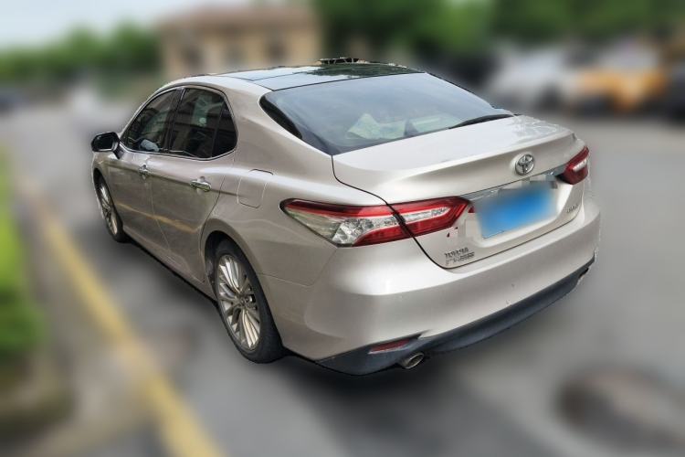 Used Toyota Camry 2018 2.5G Luxury Edition Rear Left 45 Deg