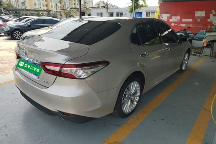 Used Toyota Camry 2018 2.5G Luxury Edition Rear Right 45 Deg