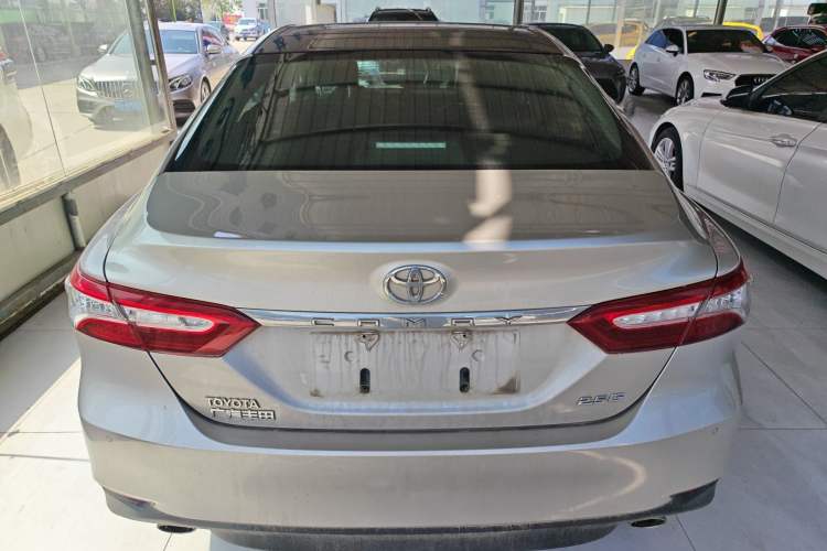 Used Toyota Camry 2018 2.5G Luxury Edition Rear