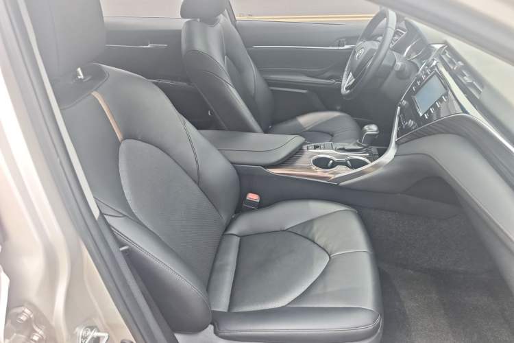 Used Toyota Camry 2018 2.0G Luxury Edition Right Front Seat
