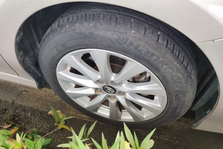 Used Toyota Camry 2018 2.0G Luxury Edition Right Front Wheel Hub