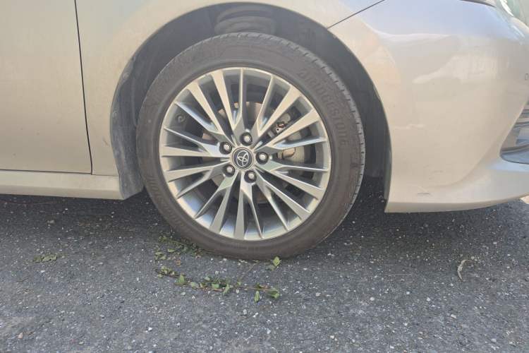 Used Toyota Camry 2018 Dual-Engine 2.5 HG Luxury Edition Right Front Wheel Hub