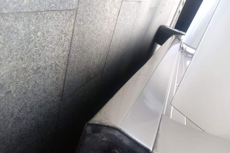 Used Toyota Camry 2018 2.5G Luxury Edition Right Side Sill