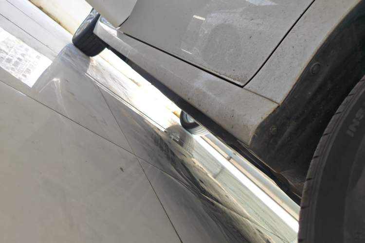 Used Toyota Camry 2018 2.5G Luxury Edition Right Side Sill