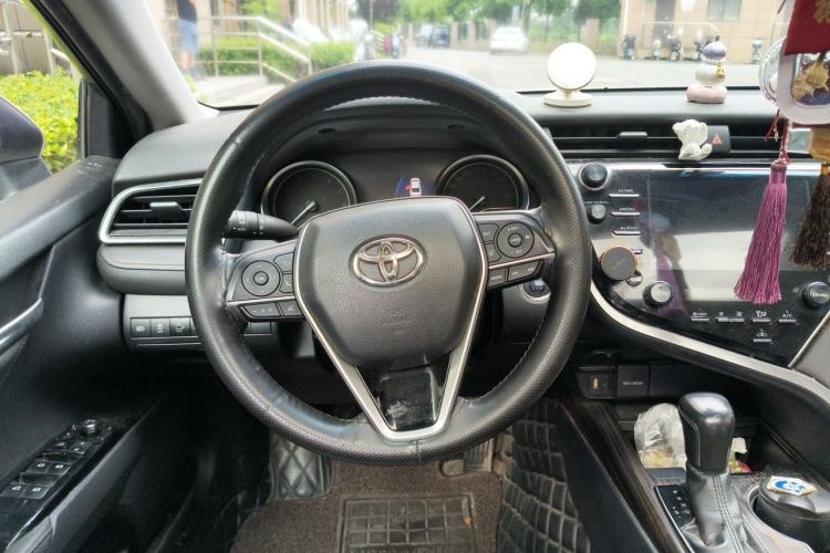 Used Toyota Camry 2018 2.5G Luxury Edition Steering Wheel