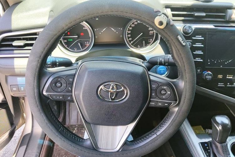 Used Toyota Camry 2018 Dual-Engine 2.5 HG Luxury Edition Steering Wheel