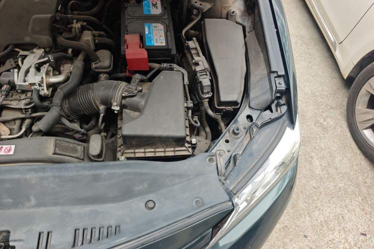Used Toyota Camry 2018 2.5G Luxury Edition Engine Bay Left