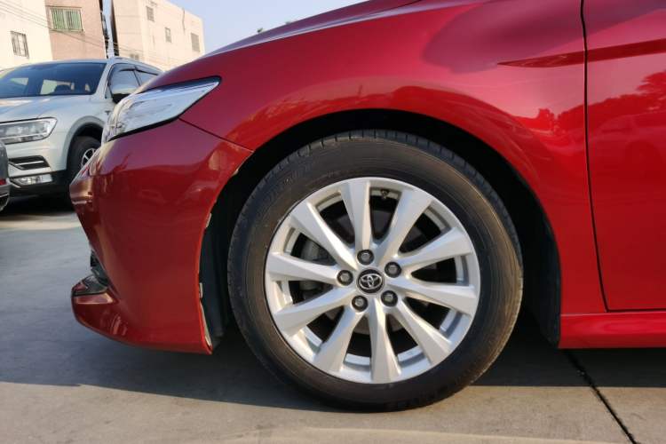 Used Toyota Camry 2018 2.0G Luxury Edition Exterior 7