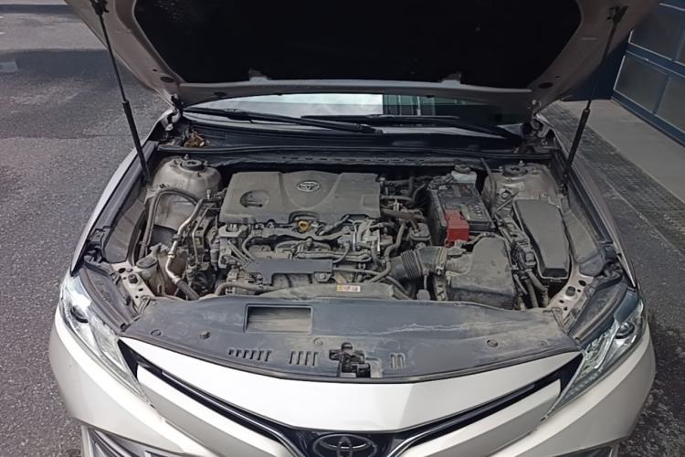 Used Toyota Camry 2018 2.5G Luxury Edition Engine Bay