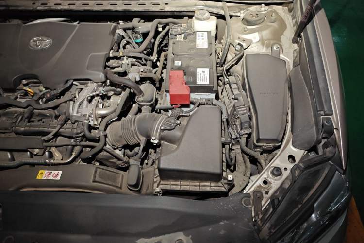 Used Toyota Camry 2018 2.5G Luxury Edition Engine Bay Left