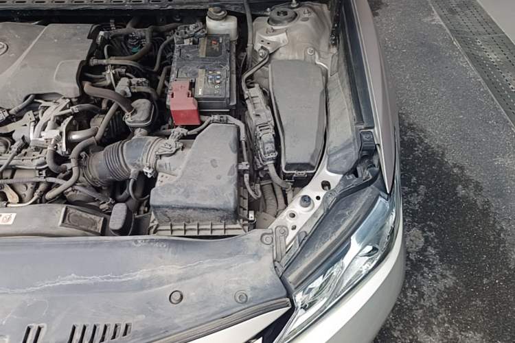 Used Toyota Camry 2018 2.5G Luxury Edition Engine Bay Left