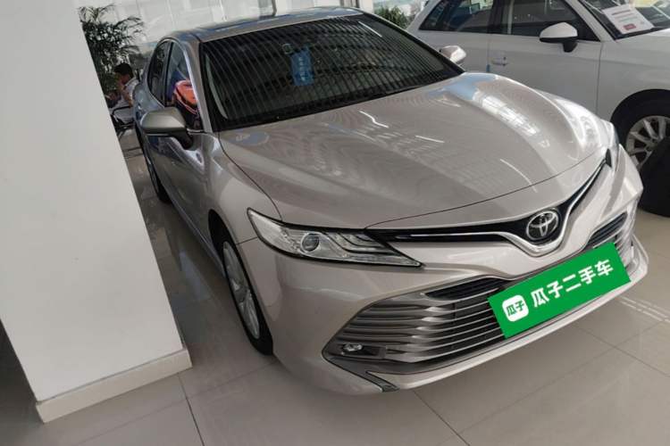 Used Toyota Camry 2018 2.0G Luxury Edition Exterior 1