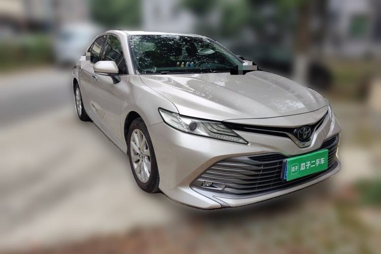 Used Toyota Camry 2018 2.0G Luxury Edition Front Right 45 Deg