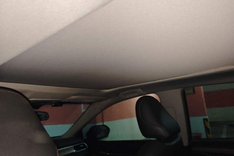 Used Toyota Camry 2018 Dual-Engine 2.5 HG Luxury Edition Headliner