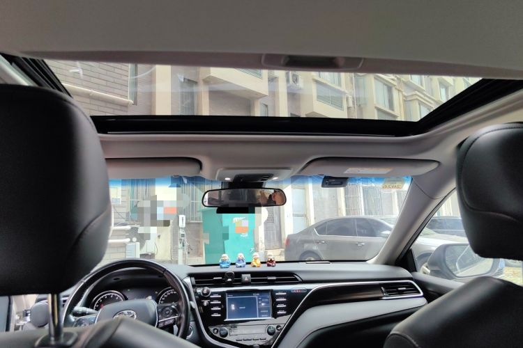 Used Toyota Camry 2018 2.0G Luxury Edition Headliner