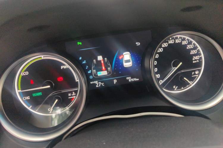 Used Toyota Camry 2018 Dual-Engine 2.5 HG Luxury Edition Instrument Cluster