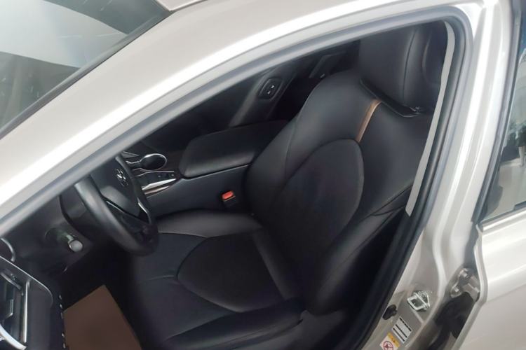 Used Toyota Camry 2018 2.0G Luxury Edition Left Front Seat