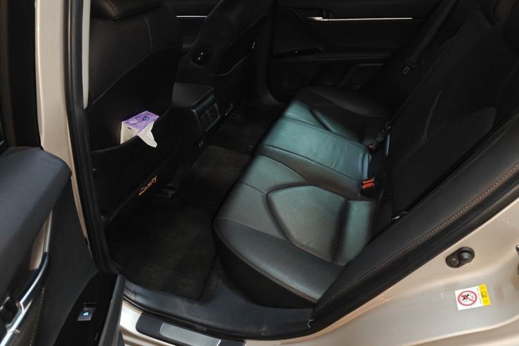 Used Toyota Camry 2018 2.5G Luxury Edition Left Rear Seat
