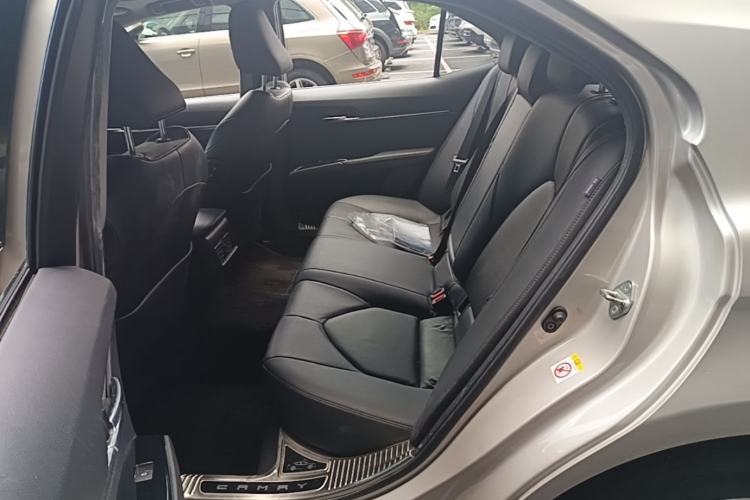 Used Toyota Camry 2018 2.5G Luxury Edition Left Rear Seat