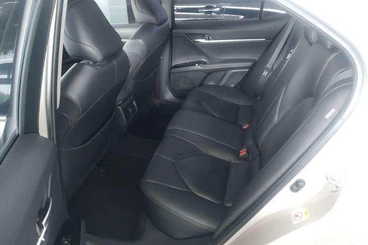 Used Toyota Camry 2018 2.0G Luxury Edition Left Rear Seat