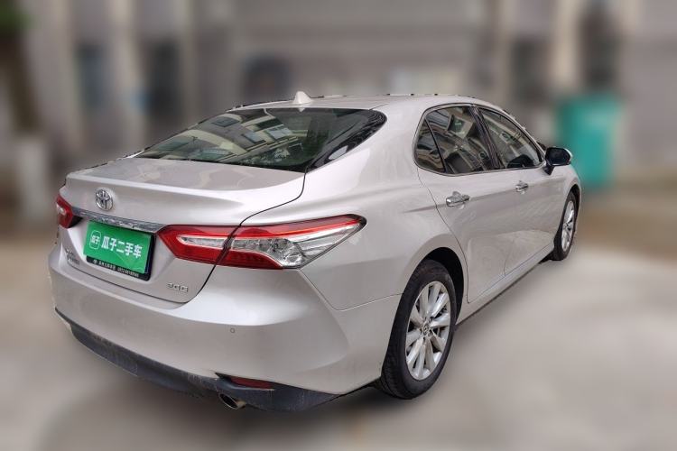 Used Toyota Camry 2018 2.0G Luxury Edition Rear Right 45 Deg