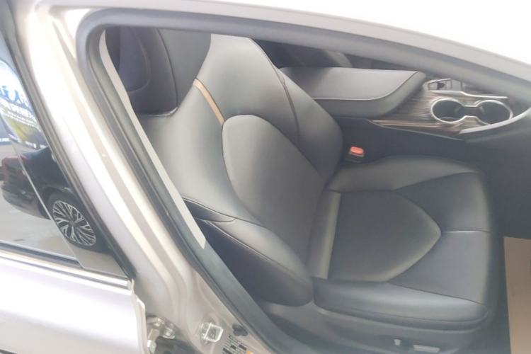 Used Toyota Camry 2018 2.0G Luxury Edition Right Front Seat