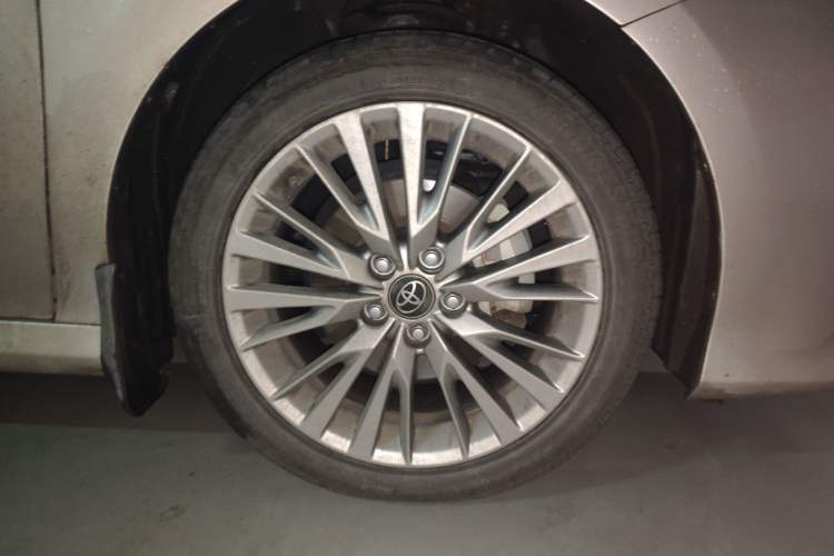 Used Toyota Camry 2018 Dual-Engine 2.5 HG Luxury Edition Right Front Wheel Hub