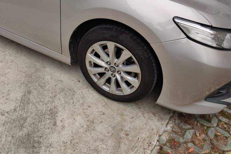 Used Toyota Camry 2018 2.0G Luxury Edition Right Front Wheel Hub