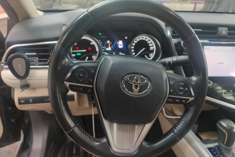 Used Toyota Camry 2018 Dual-Engine 2.5 HG Luxury Edition Steering Wheel