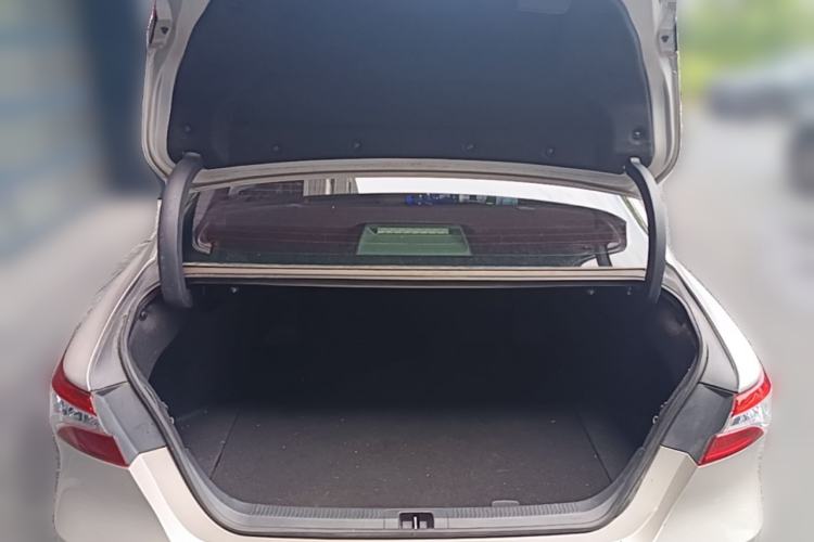 Used Toyota Camry 2018 2.5G Luxury Edition Trunk
