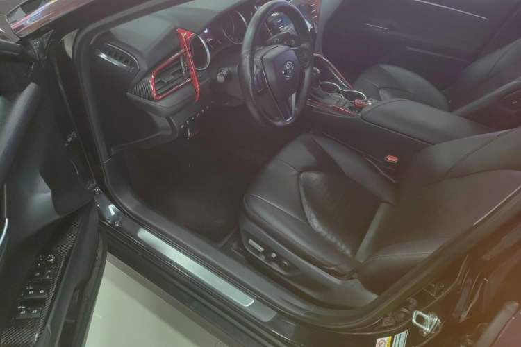 Used Toyota Camry 2018 2.5G Luxury Edition Driver Seat