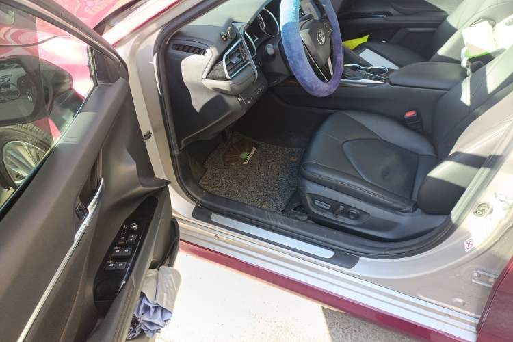 Used Toyota Camry 2018 2.5G Luxury Edition Driver Seat