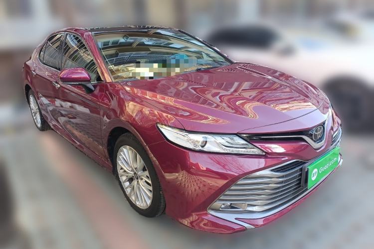 Used Toyota Camry 2018 2.5G Luxury Edition Front Right 45 Deg