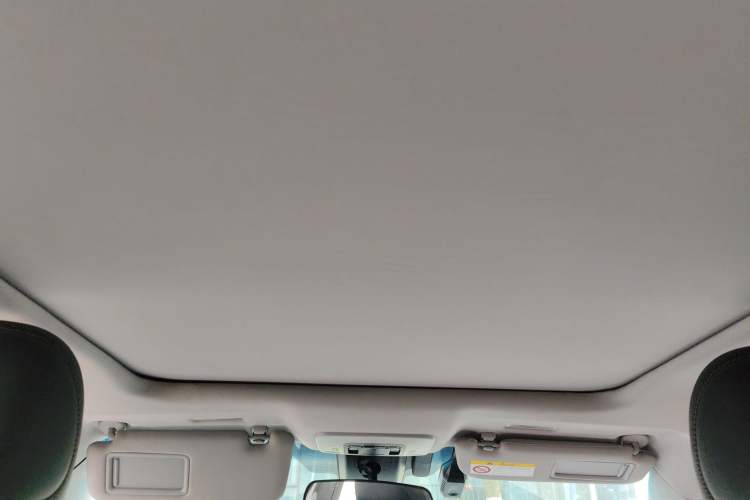 Used Toyota Camry 2018 Dual-Engine 2.5 HG Luxury Edition Headliner
