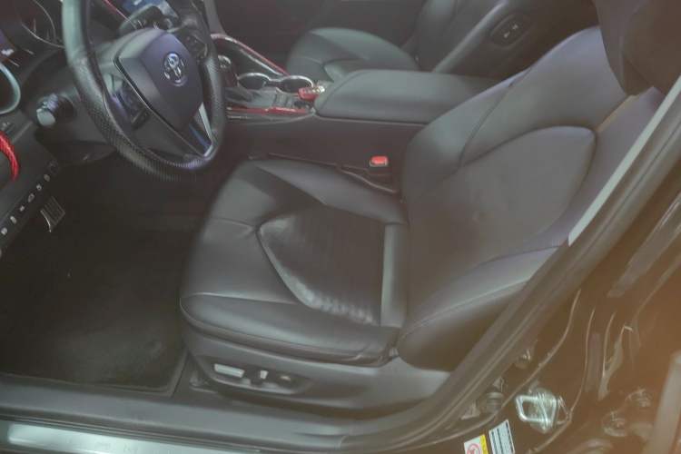 Used Toyota Camry 2018 2.5G Luxury Edition Left Front Seat