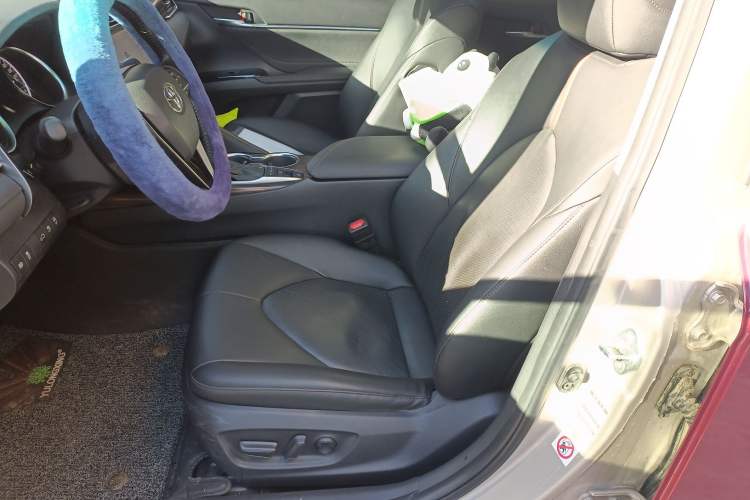 Used Toyota Camry 2018 2.5G Luxury Edition Left Front Seat